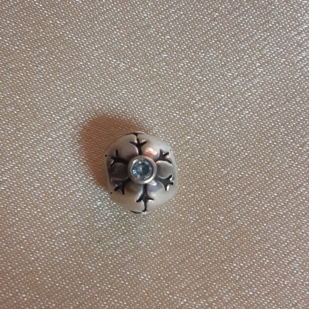 Pandora Snowflake Charm